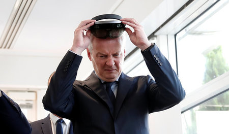 Aus virtueller soll materielle Realität werden: Finanzminister B... Aus virtueller soll materielle Realität werden: Finanzminister B...