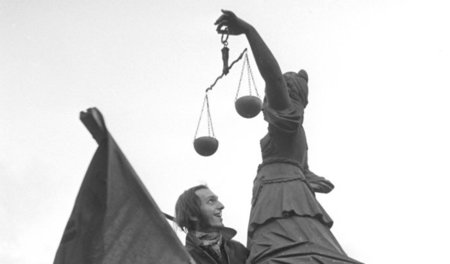 Die Kumpanei mit Folterregimen wie dem Iran, die Unterstützung d...