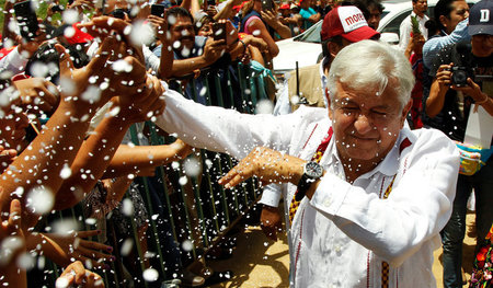 Andrés Manuel López Obrador am 16. Juni bei einer Wahlkampfkundg... Andrés Manuel López Obrador am 16. Juni bei einer Wahlkampfkundg...