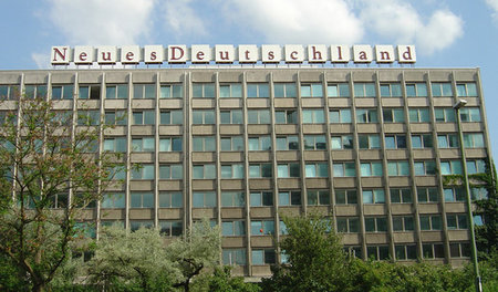 Großes Haus, kleine Auflage: ND-Gebäude am Berliner Franz-Mehrin...
