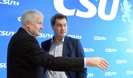 Mit rechter Hetze auf Wählerfang: Heimatminister Horst Seehofer ...