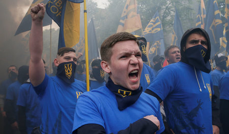 Kiew, 20. Mai 2016: Mitglieder des Nazibataillons »Asow« protest...