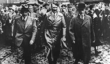 Nicht so zimperlich: Industriekapitän Gustav Krupp (r.) schlug a...