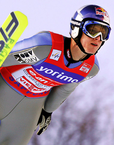 »So macht Skispringen Spaß«: Thomas Morgenstern auf den Schwinge... »So macht Skispringen Spaß«: Thomas Morgenstern auf den Schwinge...