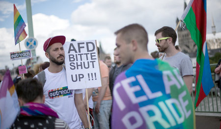 Flagge zeigen gegen rechts ist auch auf dem diesjährigen CSD ang...