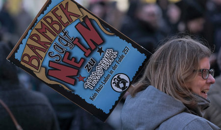 Antifaschistische Proteste gegen einen Thor-Steinar-Laden im Mär...