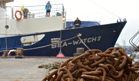 Taro Tatura fotografierte im Frühjahr 2016 im Hamburger Hafen di...