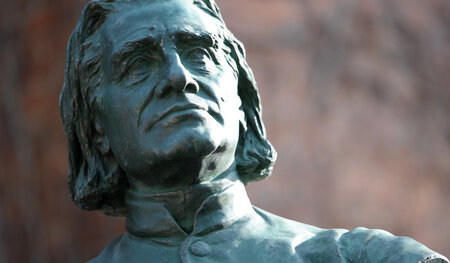 Ließ nichts aus: Franz Liszt war Saint-Simonist und Pfaffe, beid...