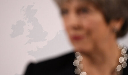 Das Bild verschwimmt: Theresa Mays Haltung zum »Brexit« wird ung...