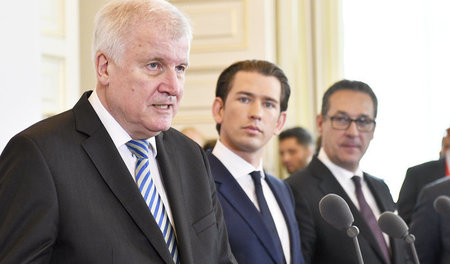 Beste Freunde: Österreichs Kanzler Sebastian Kurz von der ÖVP (M...