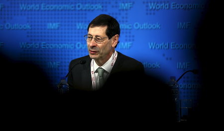 Triste Zahlen: Maurice Obstfeld stellte den Wirtschaftsausblick ...