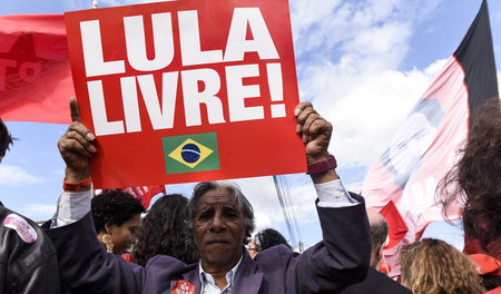 Eine rechte Kaste hebelt das Recht aus: Lula soll nicht kandidie...