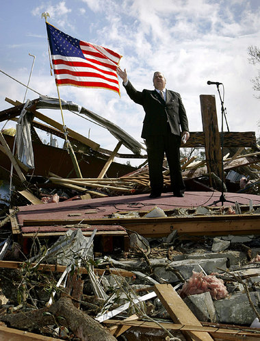 War at home: Die Klimasicherheitspolitik der USA läßt stark zu w... War at home: Die Klimasicherheitspolitik der USA läßt stark zu w...