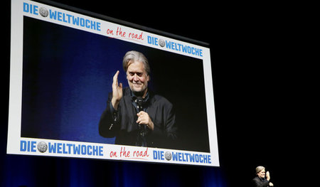 Der ehemalige Chefstratege des Weißen Hauses am 6. März auf eine...