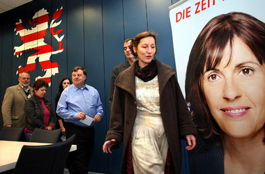 Einzug der Linksfraktion in den hessischen Landtag am Mittwoch i...
