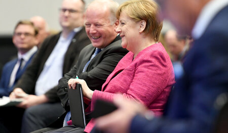 Würde offenbar gerne mit dem Geld der Sozialkassen am Immobilien... Würde offenbar gerne mit dem Geld der Sozialkassen am Immobilien...