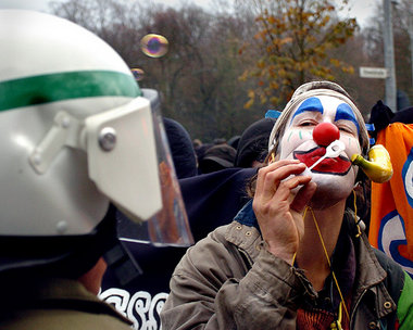 Aktion vor Reflexion? Demonstration in Rostock gegen die Verurte...