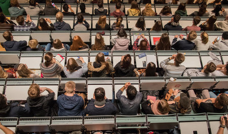 Reproduktion der herrschenden Klasse: Aufstieg durch Bildung ist...