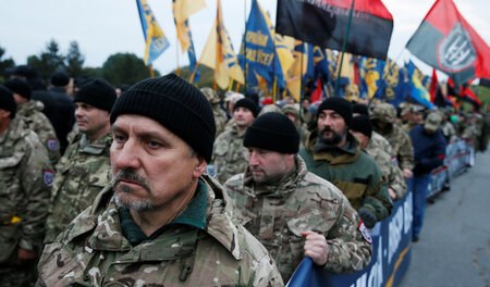 Ukrainische Regierung kann mit den Gewalttätern nichts mehr anfa...