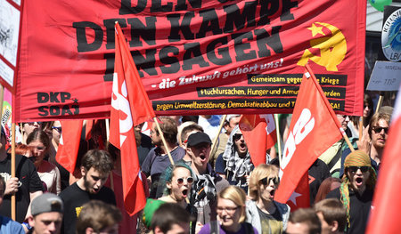 Klassenkampf statt »Einzelkämpfertum«: Mitglieder der SDAJ bei D...