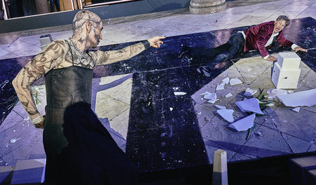 »Star-Schmankerln«: Peter Lohmeyer (Tod) und Tobias Moretti (Jed...