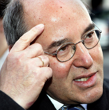 Betonköpfe sind immer die anderen: Gregor Gysi gibt acht, daß se...