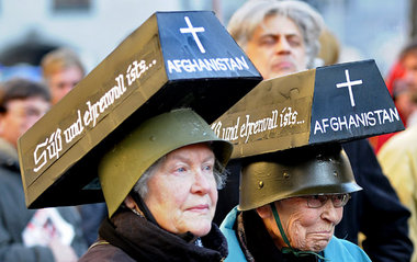 Antikriegsprotest mit Köpfchen – Demonstration gegen die »Sicher...