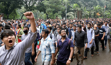 Studentenprotest am 5. August in Dhaka Studentenprotest am 5. August in Dhaka