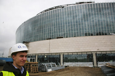 Baustelle der »O2-Arena« in Berlin-Friedrichshain. 165 Millionen...