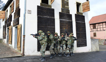 Häuserkampfübung auf dem Trainingsgelände Hammelburg (2016)