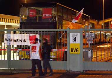 Konkurrenz macht kämpferisch: 39-Stunden-Warnstreik von ver.di a...