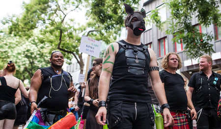 Menschen, die Masken tragen, beißen nicht – aber sie sind der Po...