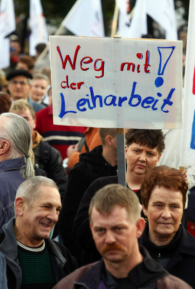 Billigkonkurrenz durch Leiharbeit wird durch die Mindestlohninit... Billigkonkurrenz durch Leiharbeit wird durch die Mindestlohninit...