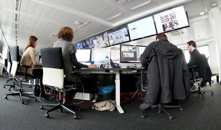 Filterstation für das Boulevardblatt: Newsroom der Bild-Redaktio... Filterstation für das Boulevardblatt: Newsroom der Bild-Redaktio...