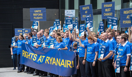 Aus Sicht von Ryanair ein »außergewöhnlicher Umstand«: Streik de... Aus Sicht von Ryanair ein »außergewöhnlicher Umstand«: Streik de...