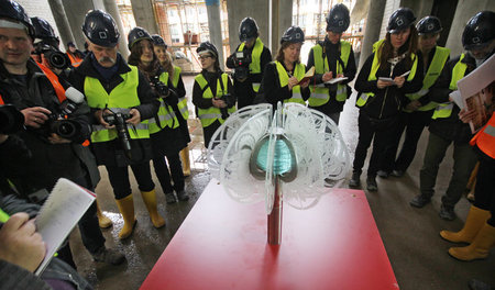 »Müsst ihr halt ’ne neue machen«: Modell der Gläsernen Blume und...