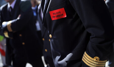 Auf dem Boden bleiben: Die Flugzeugkapitäne von Air France wolle...