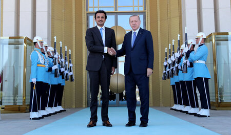 Deal: Der Emir von Katar, Tamim bin Hamad al Thani, und der türk...