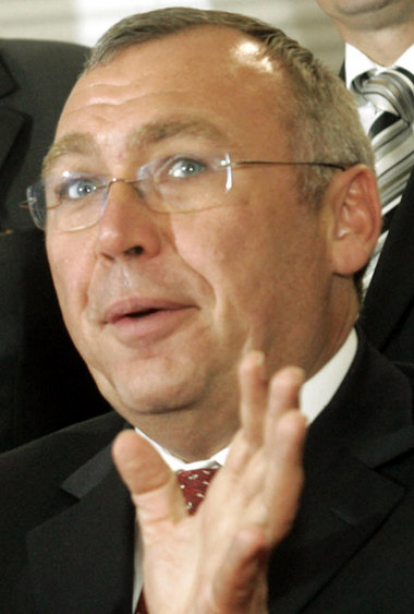 Unpopulär wie kein zweiter Premier: Alfred Gusenbauer Unpopulär wie kein zweiter Premier: Alfred Gusenbauer