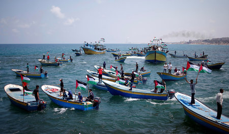 Am 29. Mai versuchten Einwohner Gazas, mit Schiffen die Blockade... Am 29. Mai versuchten Einwohner Gazas, mit Schiffen die Blockade...
