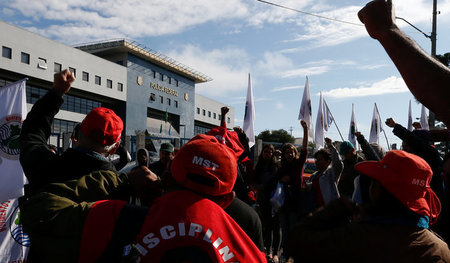 »Guten Tag, Präsident Lula!« Die Anhänger des Linkspolitikers la...