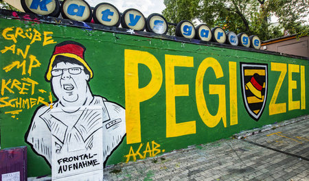 Auch so ein Ordnungshüter: Graffiti in Dresden mit dem Konterfei...