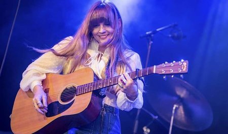 »Blues kann sie auch«: Courtney Marie Andrews auf dem Festival