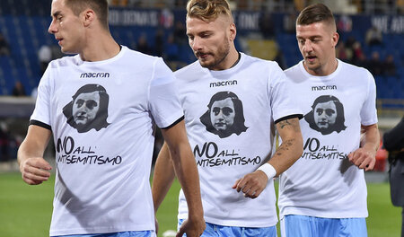 »Nein zu Antisemitismus« – wenigstens einmal reagierte der itali...