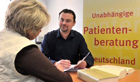 An der Unabhängigkeit der Patientenberatung gibt es große Zweife...