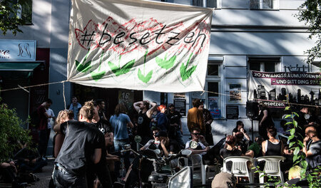 Pfingsten 2018 in Berlin: Aktivisten in der Reichenberger Straße...