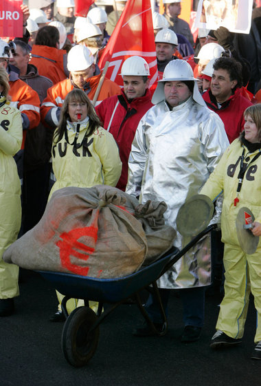Warnstreik am Freitag in Salzgitter: Stahlkocher wollen endlich ...