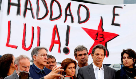 »Haddad ist Lula«: Die Arbeiterpartei möchte des Anhänger des po...