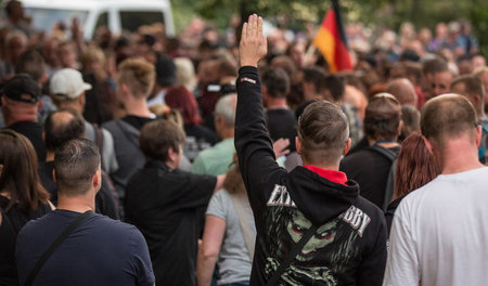 Sie nennen es »trauern«: Am 9. September marschierten Hunderte e...