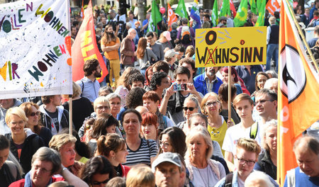 Starkes Zeichen gegen explodierende Mieten: »Ausspekuliert«-Demo...